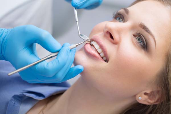 Dental Restoration    : Should I Get A Dental Crown Or Filling?