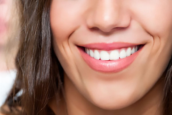 Smile Makeover: What Are The Cosmetic Benefits Of Dental Crowns?